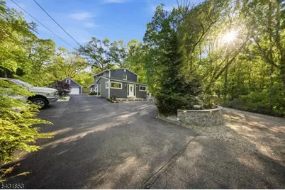 47 Dupont Ave, Wanaque, NJ 07420 - Photo 42