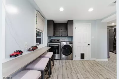 47 Dupont Ave, Wanaque, NJ 07420 - Photo 18