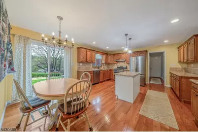 11 Ledgerock Ct, Parsippany, NJ 07950 - Photo 8