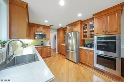 659 Fairmount Ave, Chatham Township, NJ 07928 - Photo 12