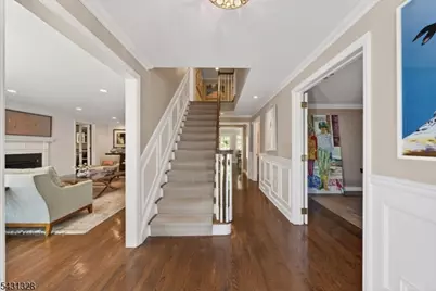 14 Cross Gates, Millburn, NJ 07078 - Photo 6