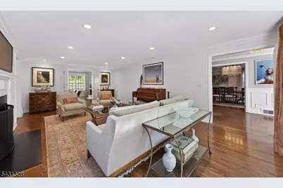 14 Cross Gates, Millburn, NJ 07078 - Photo 8
