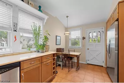 5 Leo Ter, Bloomfield, NJ 07003 - Photo 8