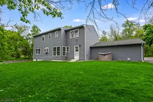 645 Foothill Rd, Bridgewater Twp., NJ 08807 - Photo 26