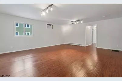 203 N Fullerton Ave, Montclair, NJ 07042 - Photo 16