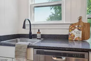 203 N Fullerton Ave, Montclair, NJ 07042 - Photo 36