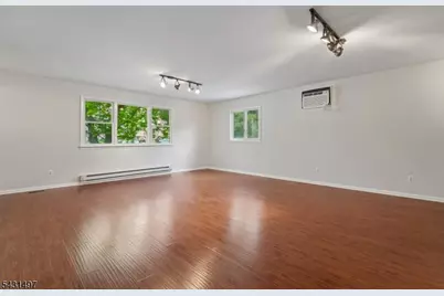 203 N Fullerton Ave, Montclair, NJ 07042 - Photo 6