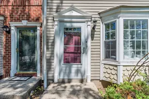 19 Clarion Ln, Newark, NJ 07103 - Photo 2