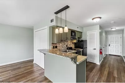 4 Alta Ct #5, Vernon, NJ 07462 - Photo 4