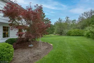 255 Skyline Dr, Long Hill Township, NJ 07946 - Photo 30