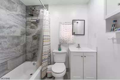 327 Cherry St, Elizabeth, NJ 07208 - Photo 8
