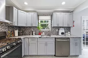 663 S Center St, Orange, NJ 07050 - Photo 8