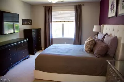 104 Stone Creek Ct, Hanover Township, NJ 07981 - Photo 18