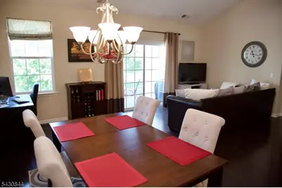 104 Stone Creek Ct, Hanover Township, NJ 07981 - Photo 8