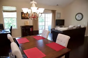 104 Stone Creek Ct, Hanover Township, NJ 07981 - Photo 8