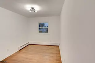 215 E 10th Ave, Roselle, NJ 07203 - Photo 28