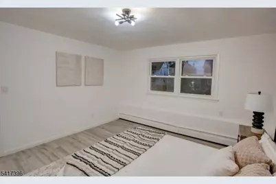 215 E 10th Ave, Roselle, NJ 07203 - Photo 12