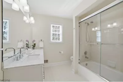 50 Pinewood Cres, Berkeley Heights Township, NJ 07922 - Photo 28