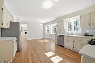 50 Pinewood Crescent, Berkeley Heights Township, NJ 07922 - Photo 18