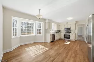50 Pinewood Crescent, Berkeley Heights Township, NJ 07922 - Photo 16
