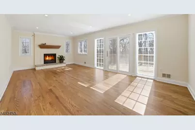 50 Pinewood Cres, Berkeley Heights Township, NJ 07922 - Photo 12