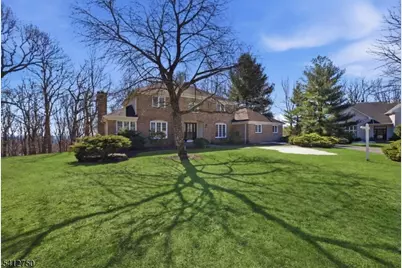 50 Pinewood Cres, Berkeley Heights Township, NJ 07922 - Photo 4