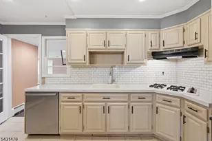 2339 Knapp Dr, Rahway, NJ 07065 - Photo 10