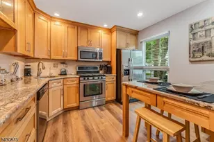 3005 Pinhorn Dr, Bridgewater, NJ 08807 - Photo 4
