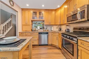 3005 Pinhorn Dr, Bridgewater, NJ 08807 - Photo 2
