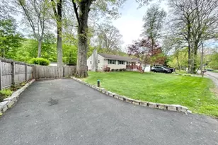 13 Birch Rd, Byram Township, NJ 07821 - Photo 2