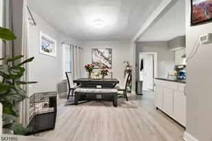 132 Jerome Pl, Bloomfield, NJ 07003 - Photo 8