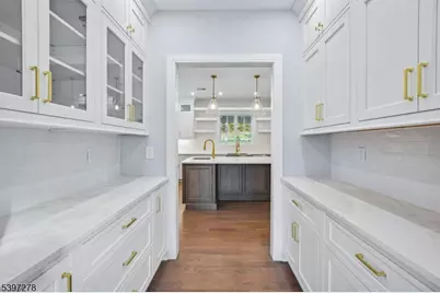 354 Beaufort Ave, Livingston, NJ 07039 - Photo 24