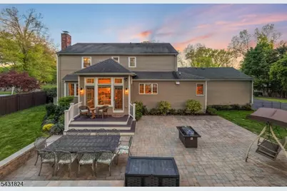 40 Delwick Ln, New Providence, NJ 07974 - Photo 4
