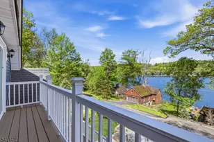 49 Birch Pkwy, Byram Township, NJ 07871 - Photo 22