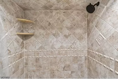 25 State St, Clark Township, NJ 07066 - Photo 22