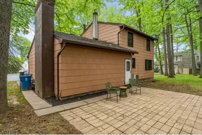 25 State St, Clark Township, NJ 07066 - Photo 32