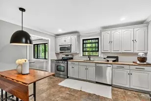 25 State St, Clark Township, NJ 07066 - Photo 12