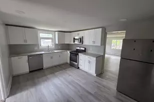 104 River St, East Rutherford, NJ 07073 - Photo 4