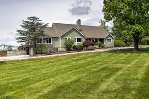 67 Kimble Ln, Sparta Township, NJ 07871 - Photo 2