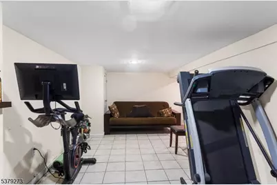 1648 Dill Ave, Linden, NJ 07036 - Photo 20