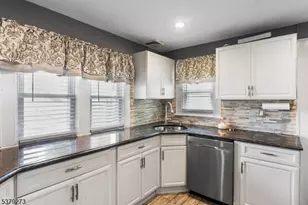 1648 Dill Ave, Linden, NJ 07036 - Photo 10