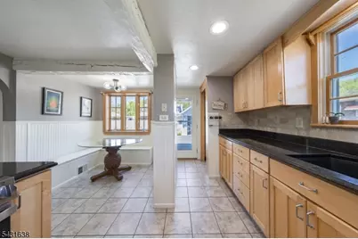 2065 Prospect Ave, Scotch Plains Township, NJ 07076 - Photo 16