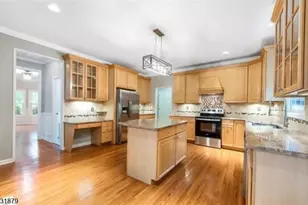 8 Whispering Woods Ln, Sparta Township, NJ 07871 - Photo 2