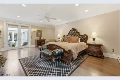 27 Mountainwood Ct, Totowa, NJ 07512 - Photo 22