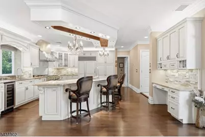 27 Mountainwood Ct, Totowa, NJ 07512 - Photo 14