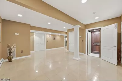 27 Mountainwood Ct, Totowa, NJ 07512 - Photo 42