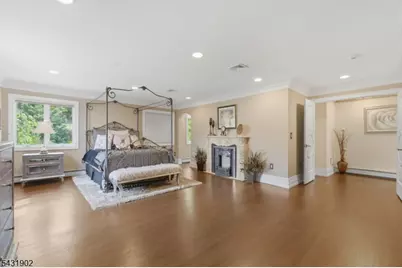27 Mountainwood Ct, Totowa, NJ 07512 - Photo 36