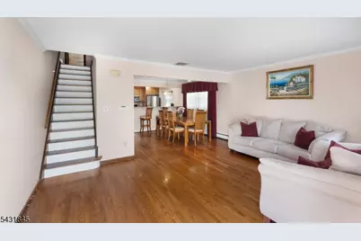 154 Milton Ave, Nutley Twp., NJ 07110 - Photo 4