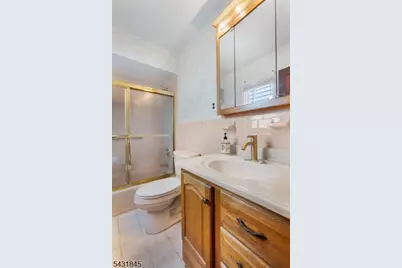154 Milton Ave, Nutley Twp., NJ 07110 - Photo 22