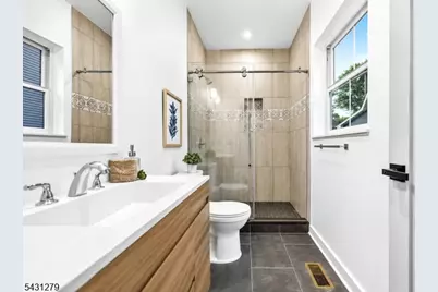 44 E Cedar St, Livingston, NJ 07039 - Photo 16